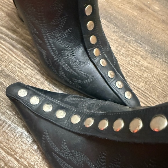 TOGA Pulla 37.5 (7-7.5) EUC Stud Boots with western sewn detail and metal heel - Picture 5 of 15